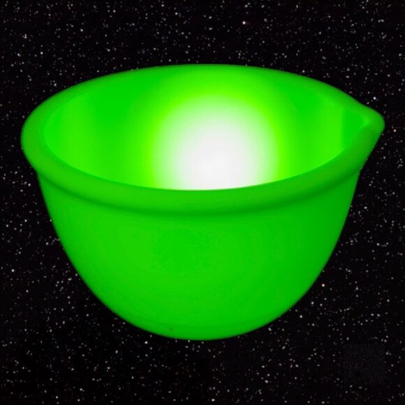 Jadeite Uranium Thick Glass Mixing Bowl With Spout Vintage UV Glow Glass Decor - Picture 10 of 16